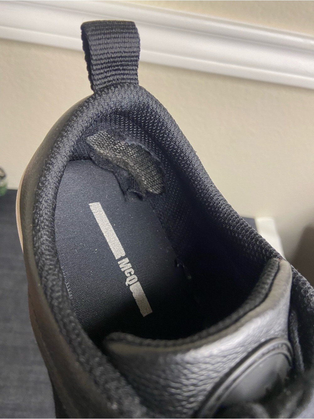 Alexander McQueen Woman Sneakers - Picture 10 of 10